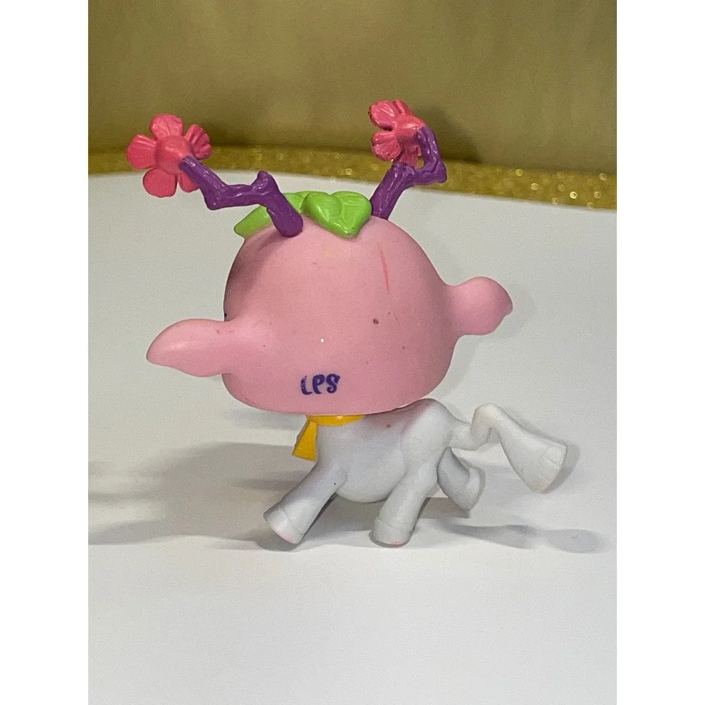 Littlest Pet Shop‎ LPS Angora Bunny Rabbit Flower 2132 Hasbro
